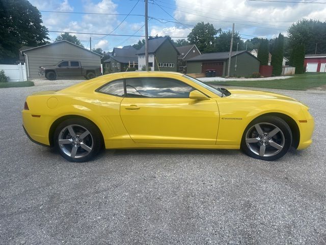 2015 Chevrolet Camaro 1LT photo 4