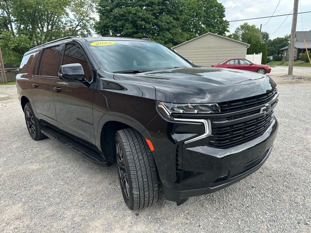 2023 Chevrolet Suburban RST photo 2