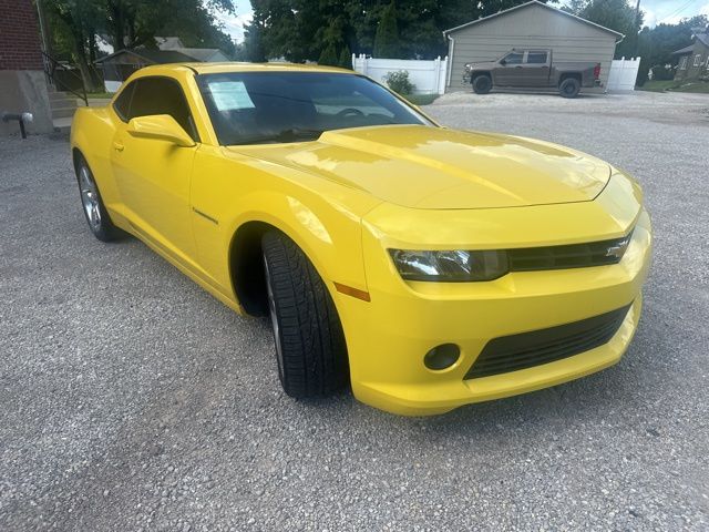 2015 Chevrolet Camaro 1LT photo 3