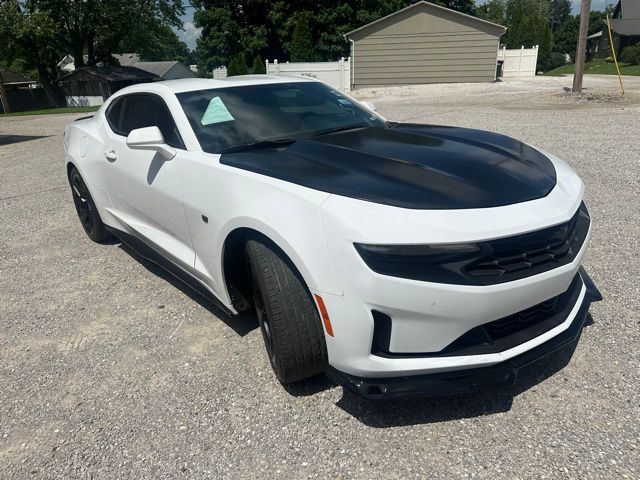2021 Chevrolet Camaro 2LT photo 3