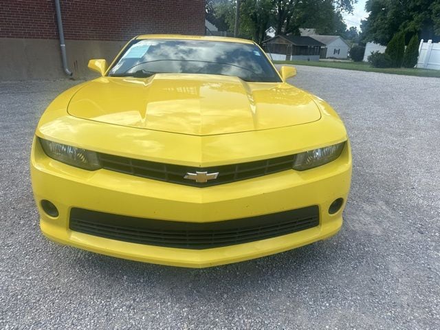 2015 Chevrolet Camaro 1LT photo 2