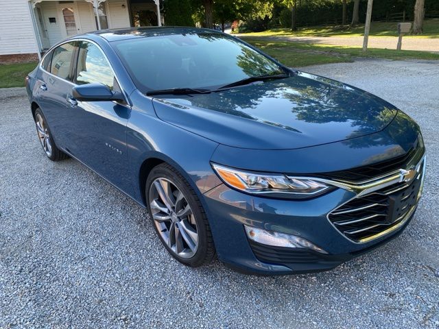 2024 Chevrolet Malibu Premier 2LT photo 3