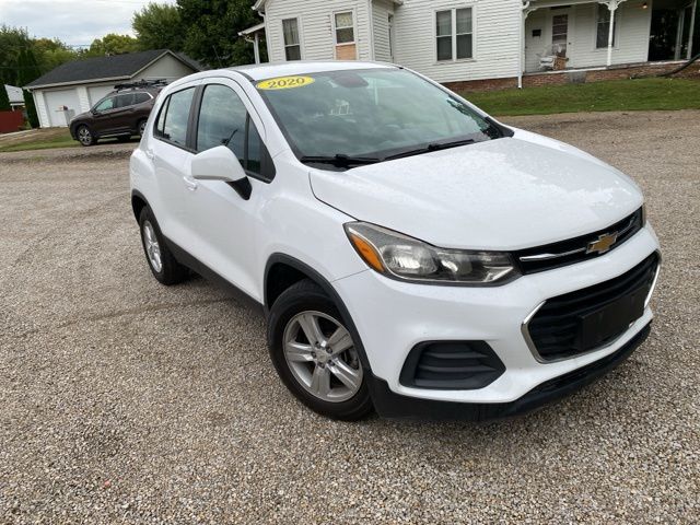 2020 Chevrolet Trax LS photo 3