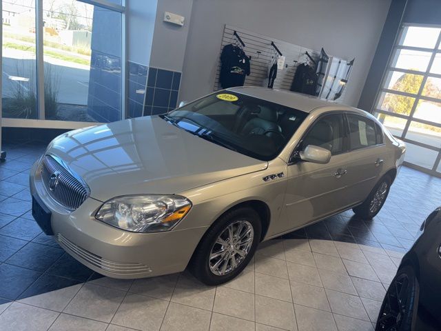 2009 Buick Lucerne CXL photo 2