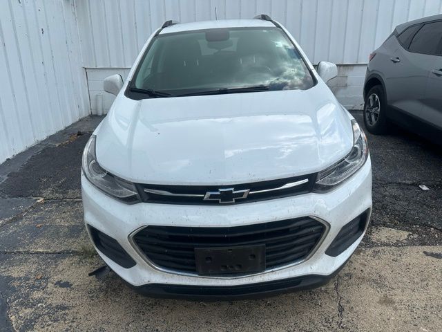 2022 Chevrolet Trax LT photo 2