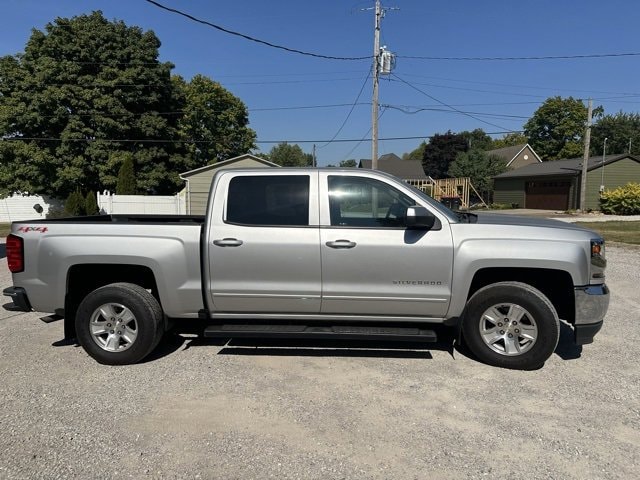 Used 2016 Chevrolet Silverado 1500 LT with VIN 3GCUKREC0GG170769 for sale in Attica, IN