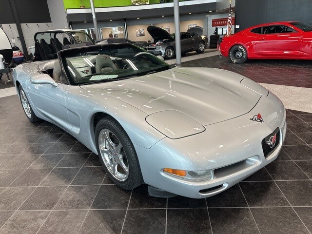 2002 Chevrolet Corvette Base Convertible photo 3