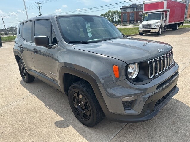 2020 Jeep Renegade Sport photo 3