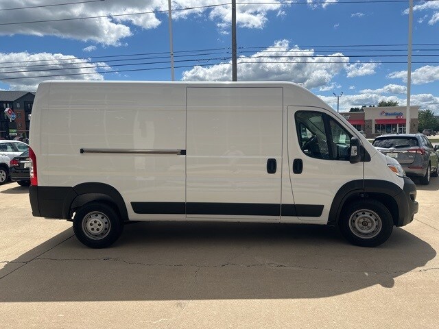 2023 Ram ProMaster 2500 photo 4