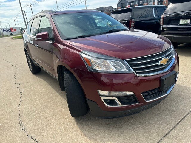 2015 Chevrolet Traverse 2LT photo 3