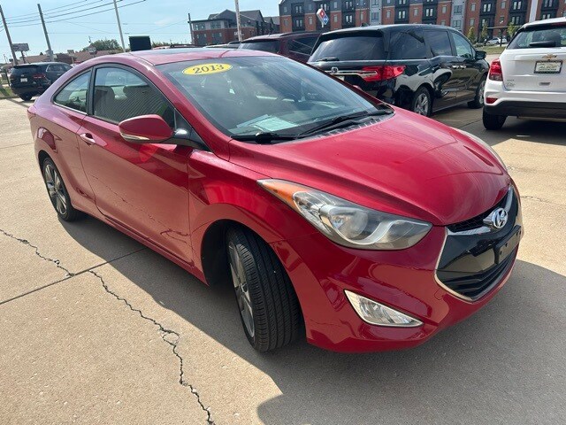 2013 Hyundai Elantra SE photo 3