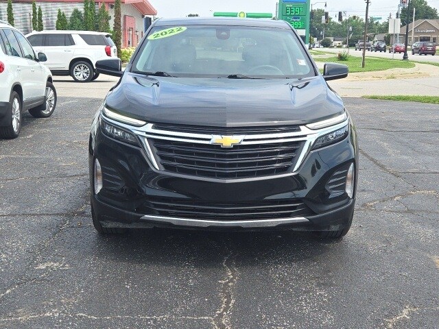 2022 Chevrolet Equinox LT photo 3