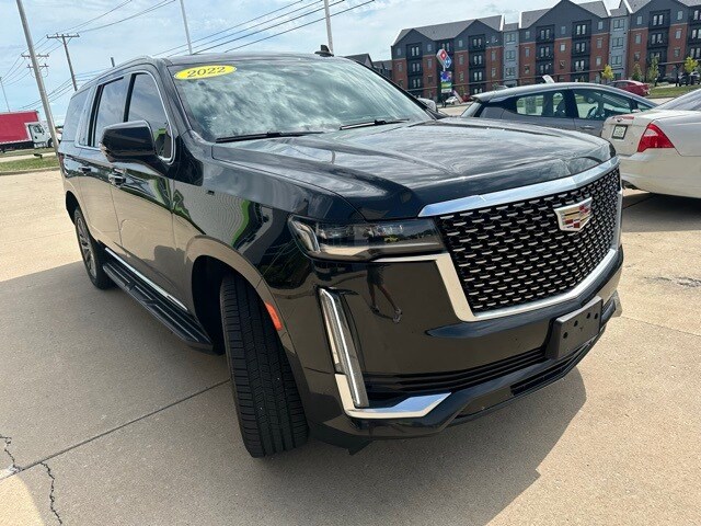 2022 Cadillac Escalade ESV Premium photo 3