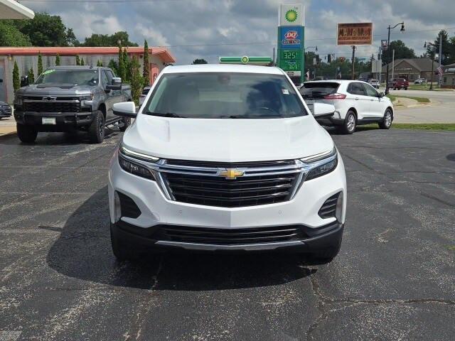 2023 Chevrolet Equinox LT photo 3