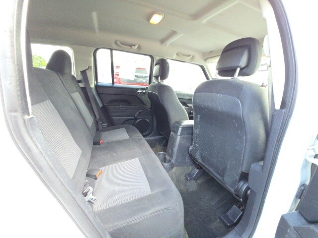 2016 Jeep Patriot Sport photo 4