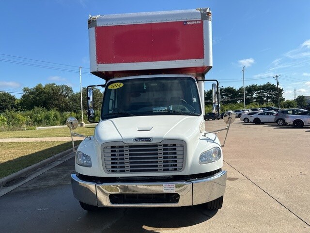 2014 Freightliner M2 106 Medium Duty photo 2