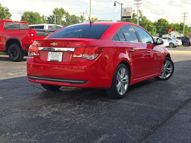 2014 Chevrolet Cruze LTZ photo 2