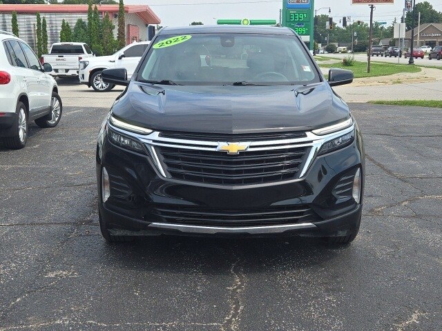 2022 Chevrolet Equinox LT photo 2