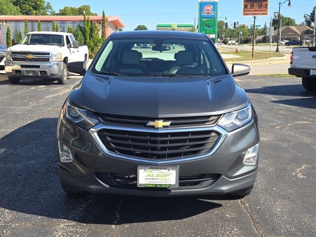 2018 Chevrolet Equinox LS photo 3