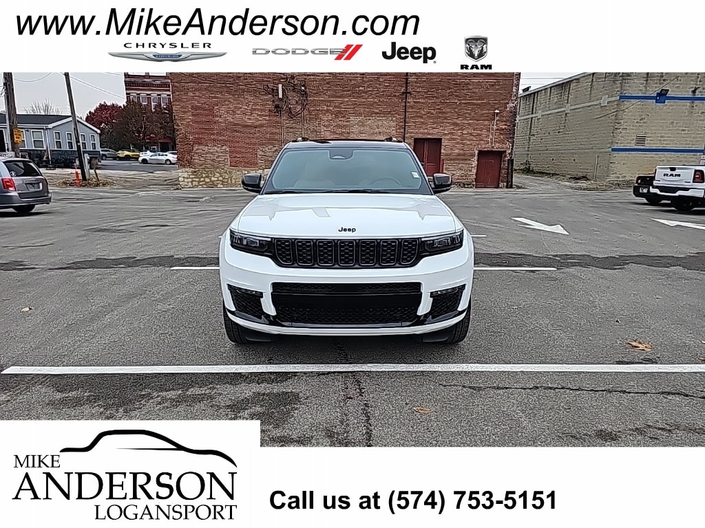 2025 Jeep Grand Cherokee L Summit's photo