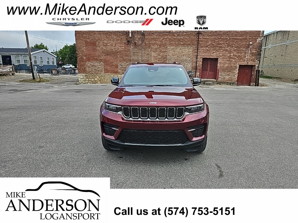 2025 Jeep Grand Cherokee Laredo's photo