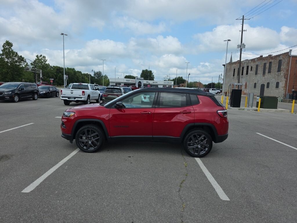 New 2026 Jeep Compass LIMITED ALTITUDE 4X4 Sport Utility