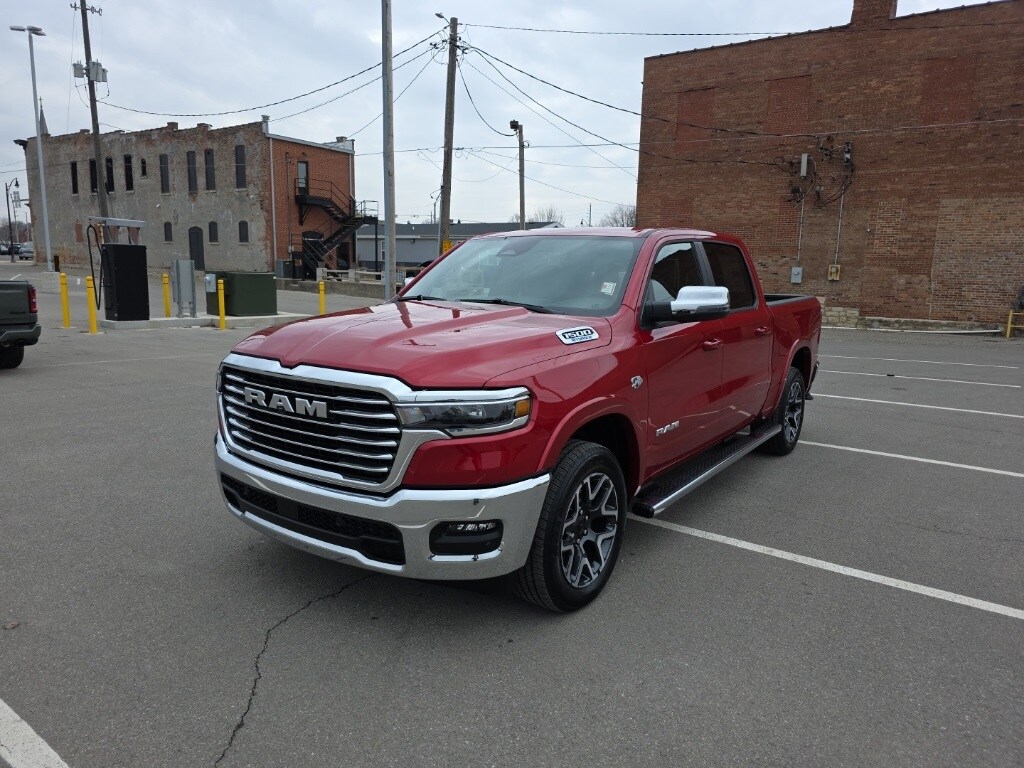 New 2026 Ram 1500 LARAMIE CREW CAB 4X4 5'7 BOX Pickup