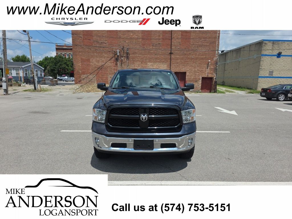 2017 RAM 1500 Big Horn 4x4 Crew Cab 5'7's photo