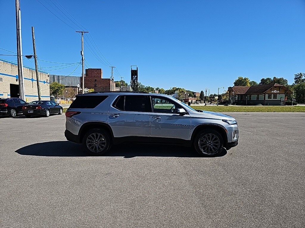 2023 Chevrolet Traverse RS photo 4