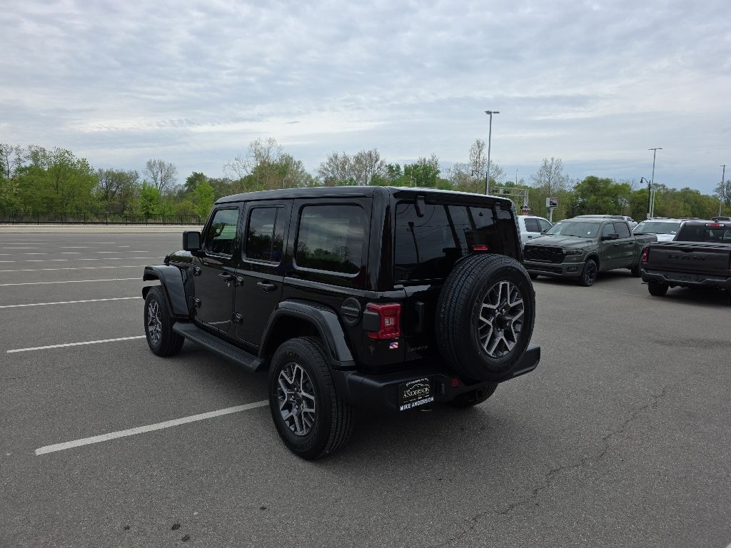 New 2026 Jeep Wrangler 4-DOOR SAHARA Sport Utility