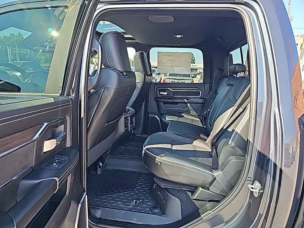 2026 RAM 2500 Laramie - Photo 14