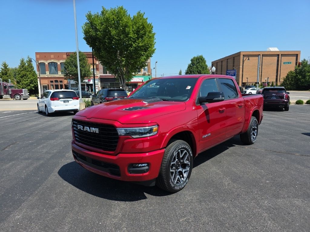 New 2026 Ram 1500 LARAMIE CREW CAB 4X4 5'7 BOX Pickup