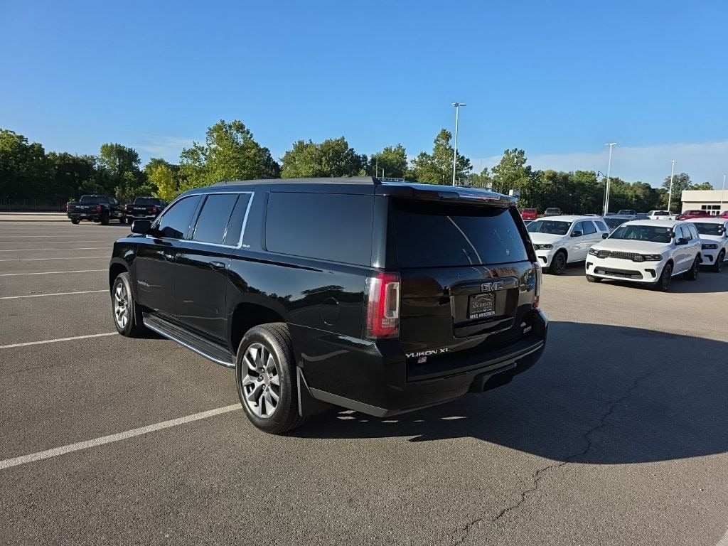 Used 2020 GMC Yukon XL SLE SUV