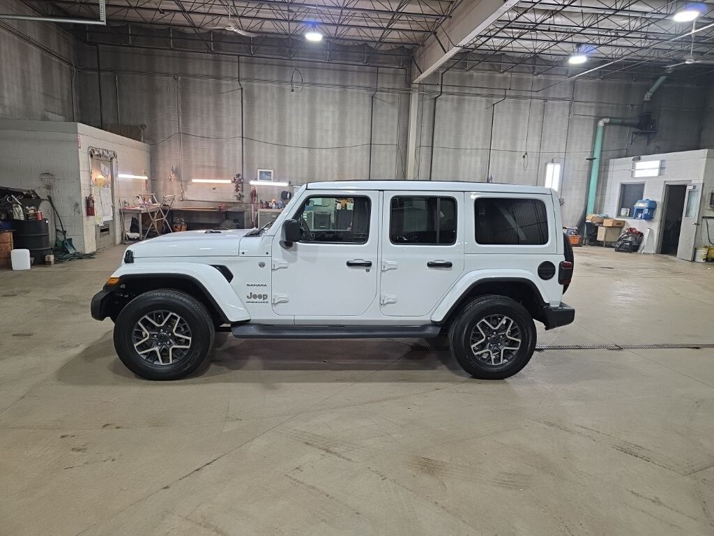 Used 2024 Jeep Wrangler Sahara SUV