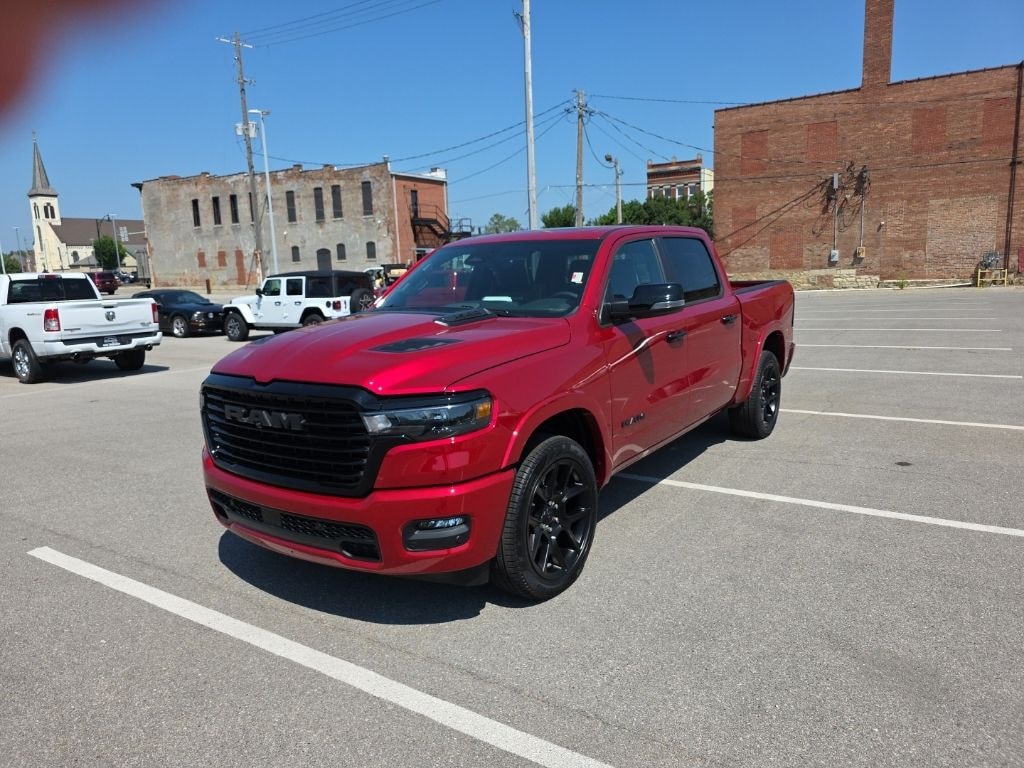 New 2026 Ram 1500 LARAMIE CREW CAB 4X4 5'7 BOX Pickup