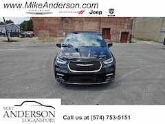 2026 Chrysler Pacifica SELECT Passenger Van