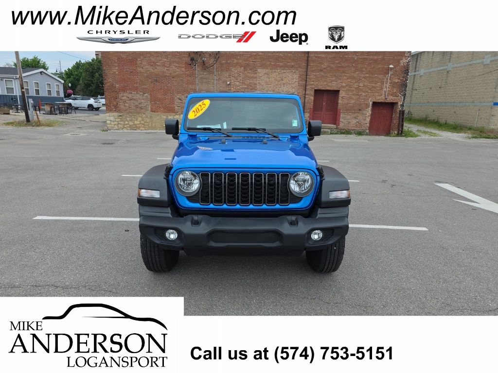 2025 Jeep Wrangler Sport's photo