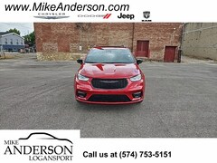 2026 Chrysler Pacifica LIMITED Passenger Van