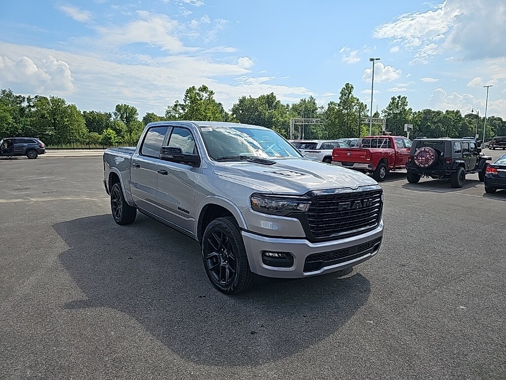 2026 Ram 1500 Laramie photo 2