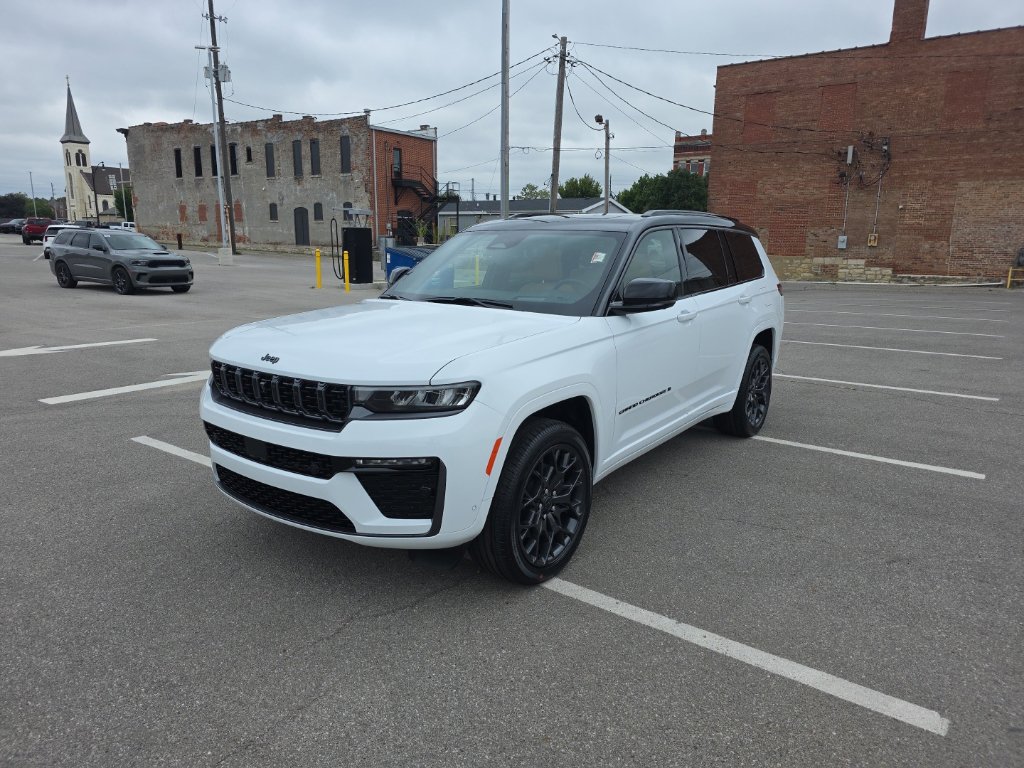 New 2027 Jeep Grand Cherokee L 3 Row SUMMIT 4X4 Sport Utility
