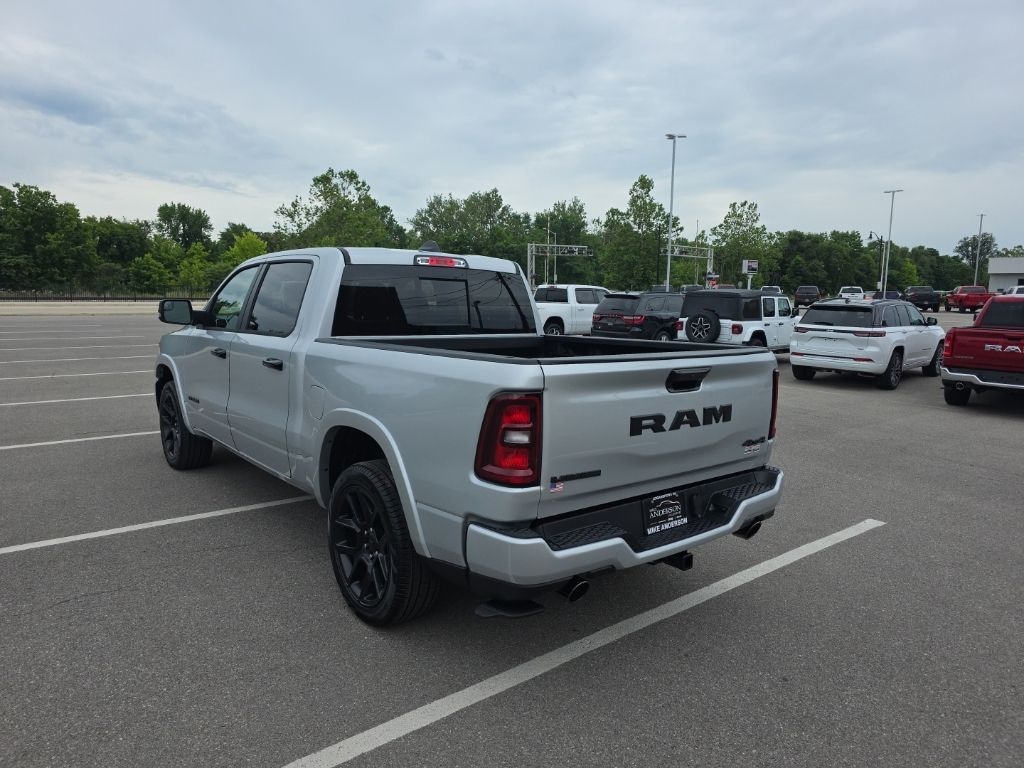 New 2026 Ram 1500 LARAMIE CREW CAB 4X4 5'7 BOX Pickup