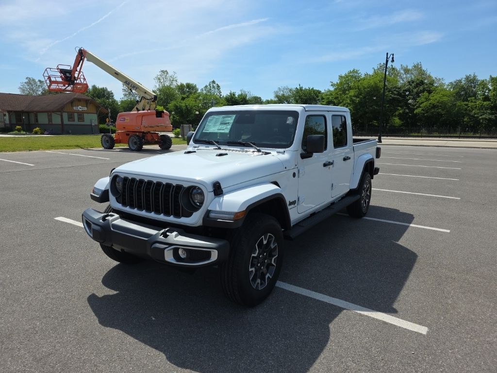 New 2026 Jeep Gladiator SAHARA 4X4 Pickup