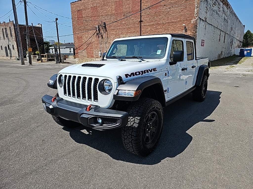 2023 Jeep Gladiator Mojave photo 3