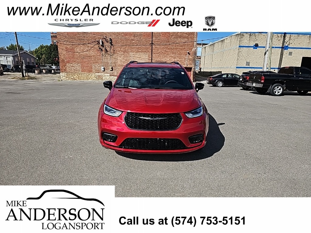 2026 Chrysler Pacifica Passenger Van 