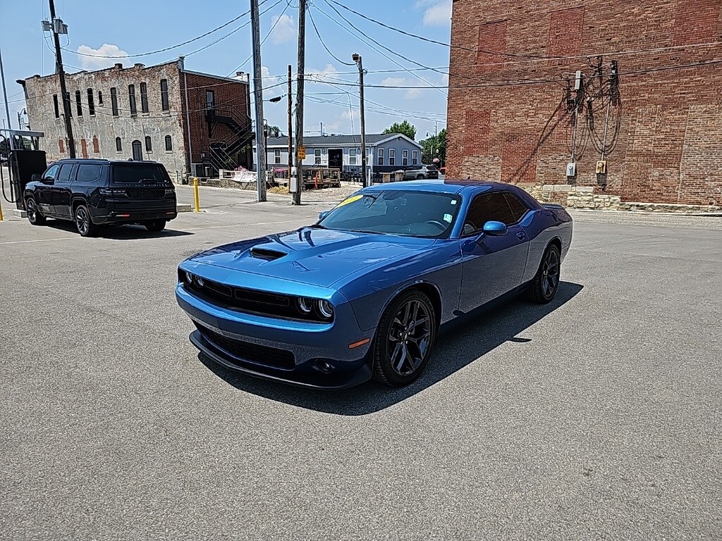 2022 Dodge Challenger GT photo 2