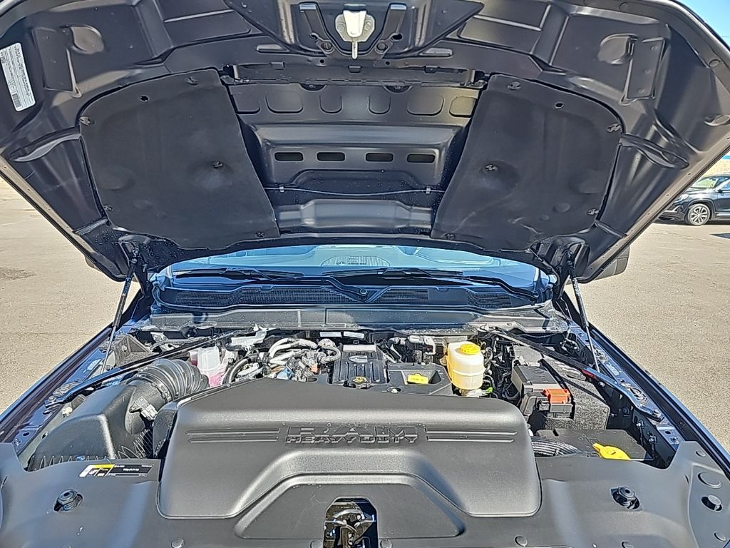 2026 RAM 2500 Laramie - Photo 10