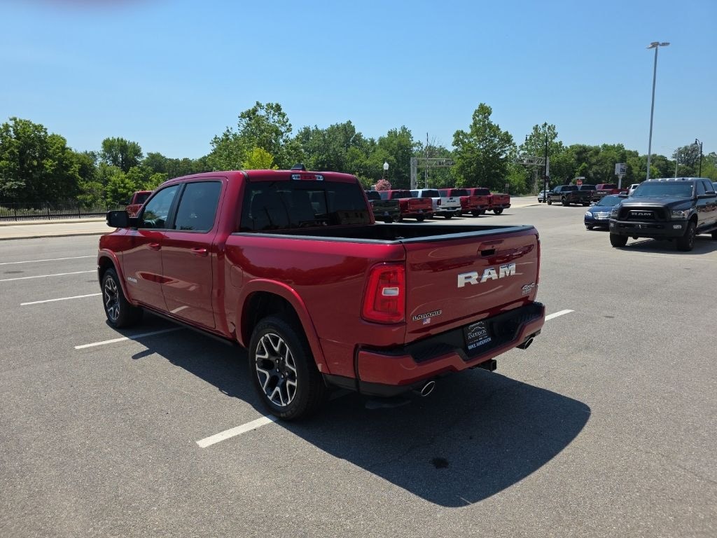 New 2026 Ram 1500 LARAMIE CREW CAB 4X4 5'7 BOX Pickup