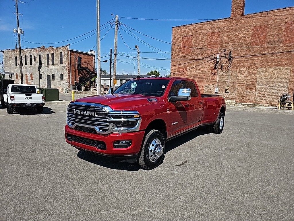 2026 Ram 3500 Laramie photo 2