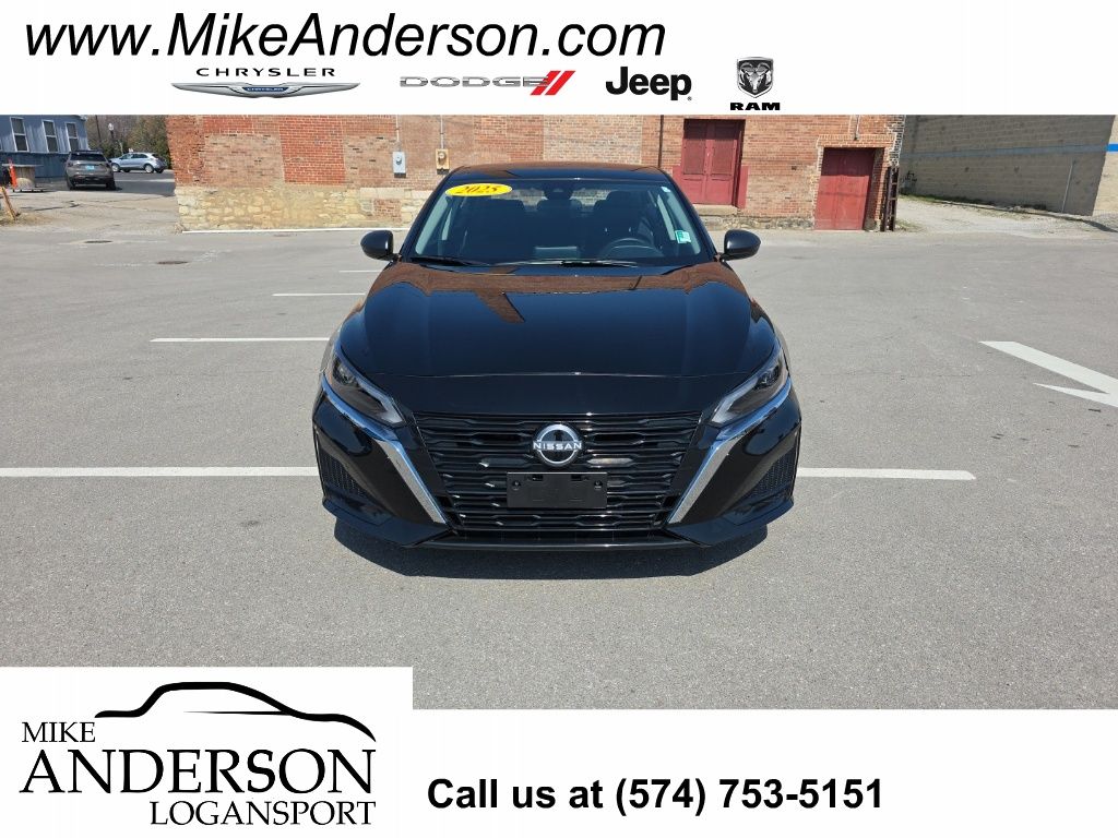 2025 Nissan Altima SV