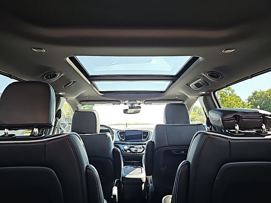 2026 Chrysler Pacifica Limited - Photo 19